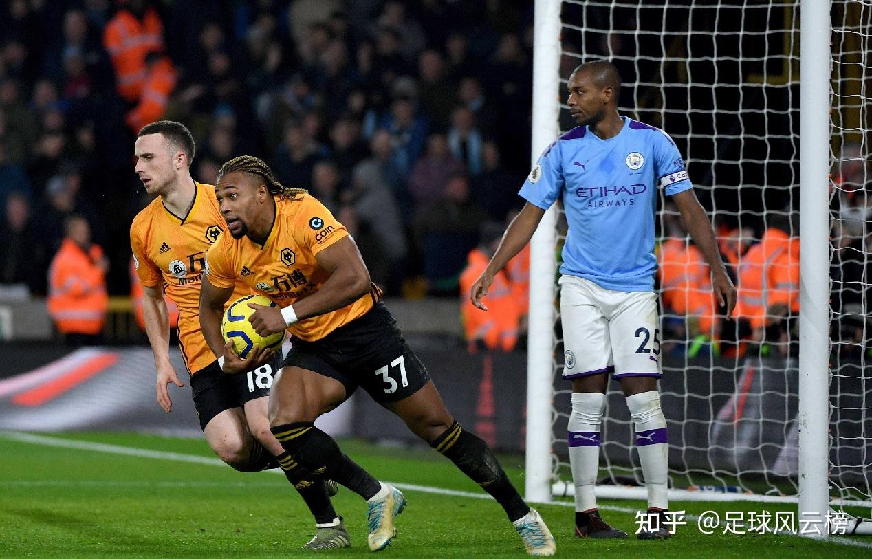 28圈竞猜-漓江战狼队对阵东城朱雀队，橄榄球淘汰赛失利，内线统治篮板——(腰旗橄榄球战术)