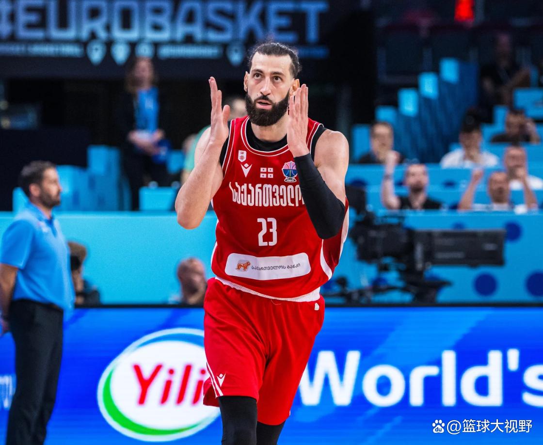 28圈体育-字母哥遭遇十五连败，法国队教练面临压力！的简单介绍