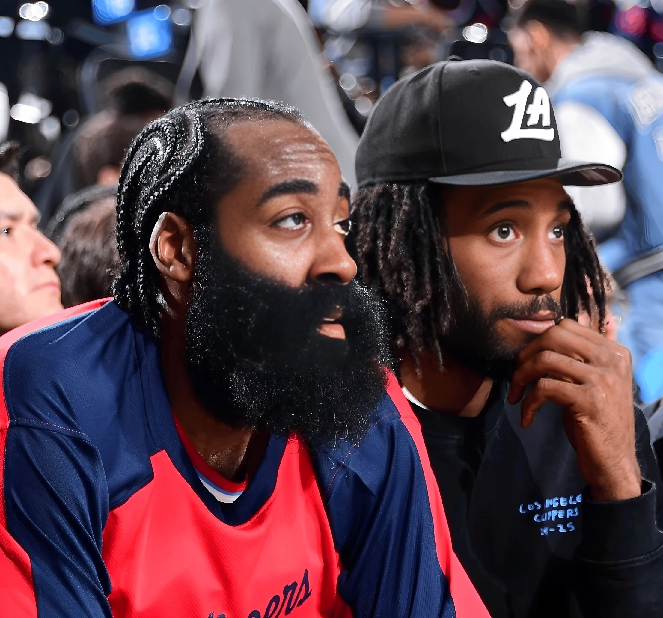 28圈- 哈登在湖人比赛中大胜,出色防守引发热议的是谁 