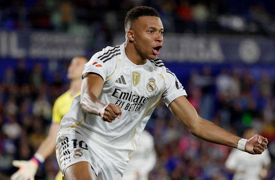 28圈电竞-包含姆巴佩赛事官方发布回归赛场新规，塞尔维亚队争议不断！的词条